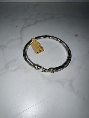David Yurman Nusa Silver Tone Twisted Cable Hook Bangle Bracelet Size Small